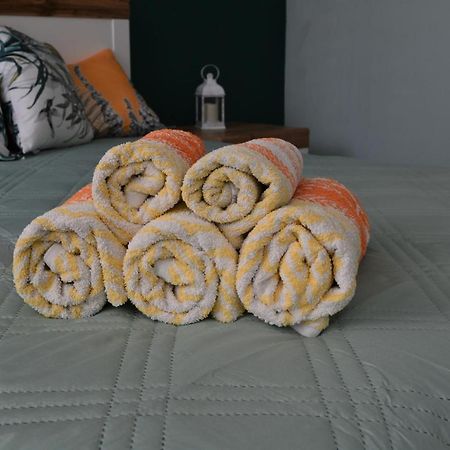 City Center Apartment Burgas Esterno foto